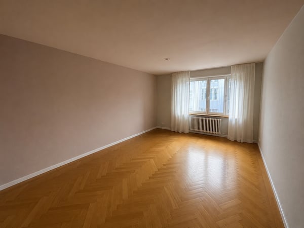 Grosszügige 5-Zimmer-Wohnung an zentraler Lage in Zürich 8