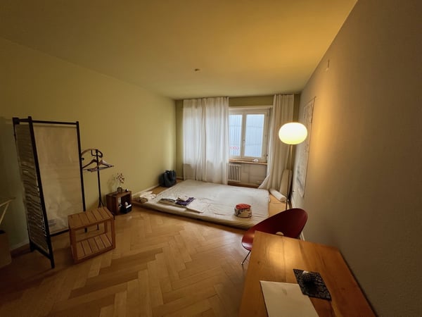 Grosszügige 5-Zimmer-Wohnung an zentraler Lage in Zürich 10