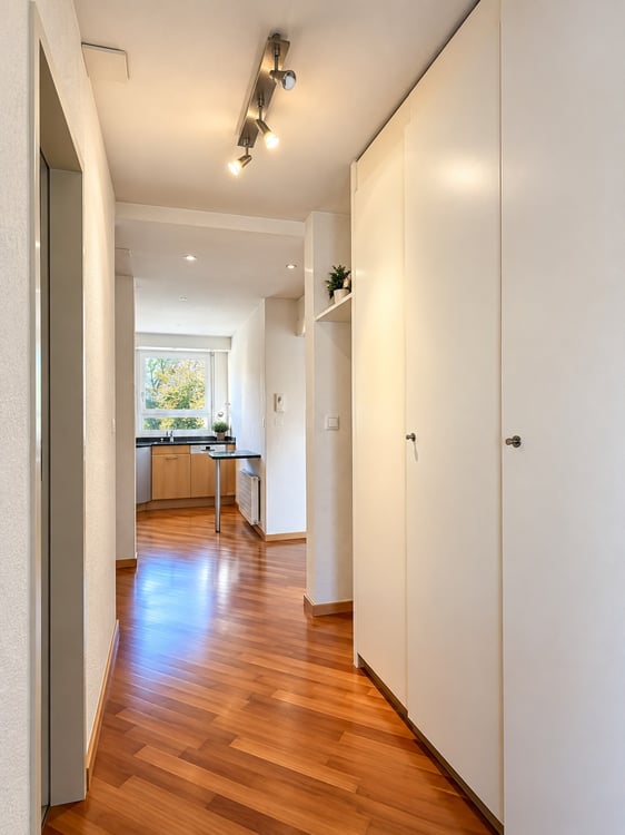3.5-Zimmer-Eigentumswohnung mit See- und Weitblick in Meilen 5
