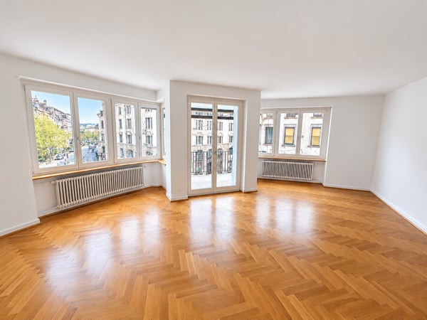 Grosszügige 5-Zimmer-Wohnung an zentraler Lage in Zürich 6