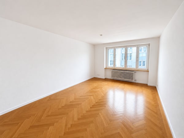 Grosszügige 5-Zimmer-Wohnung an zentraler Lage in Zürich 8