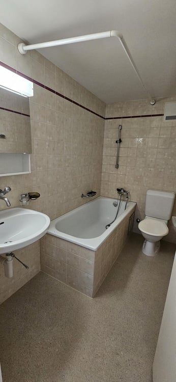 2.0 Zimmerwohnung in Birsfelden 6