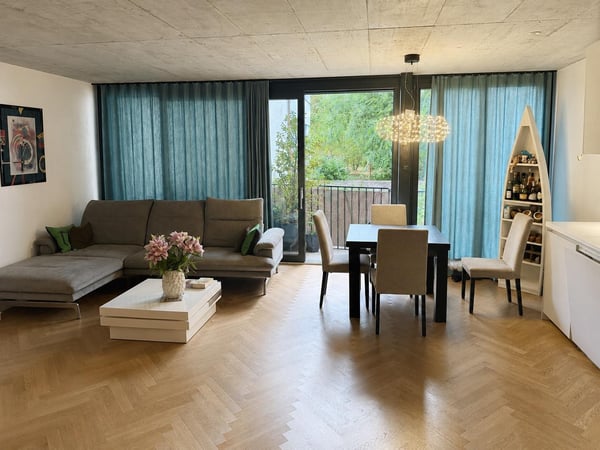 Moderne 2.5 Zimmerwohnung 4