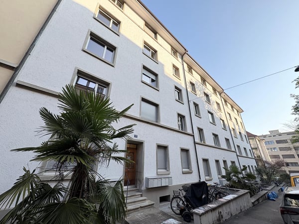 Attraktive 2-Zimmerwohnung in Basel 1