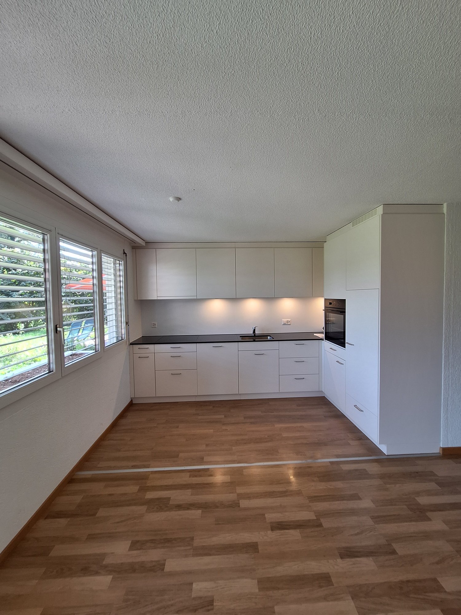 Bild Helle 3.5-Zimmer-Wohnung mit Balkon in Fraubrunnen
