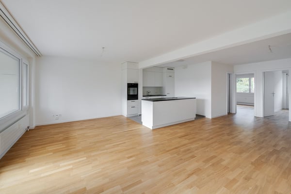4.5-Zimmerwohnung mit grosszügigem Gartensitzplatz 4