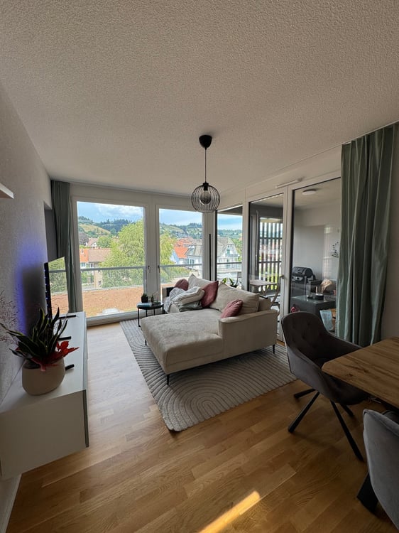 Wohnen am Ilfiskreisel - helle 3.5-Zimmerwohnung 2