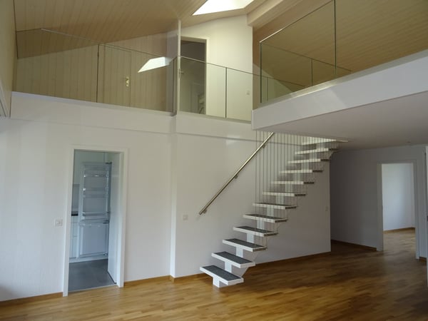 moderne 4.5-Zimmer-Galerie-Wohnung mit eigener Waschküche 1