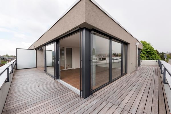 helle Attikawohnungen mit 53m2 Terrasse 8