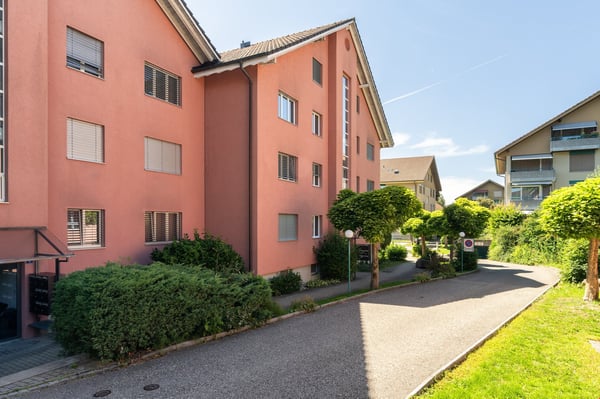 Grosse 3.5-Zimmer-Wohnung mit Balkon 13