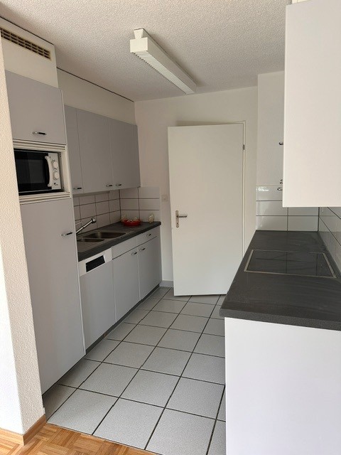 Grosse 3.5-Zimmer-Wohnung mit Balkon 8