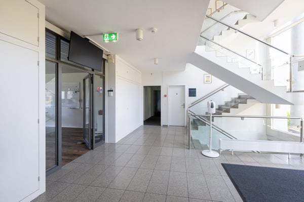 Exklusiver Geschäftsstandort für Ihr Unternehmen in Muri! 13