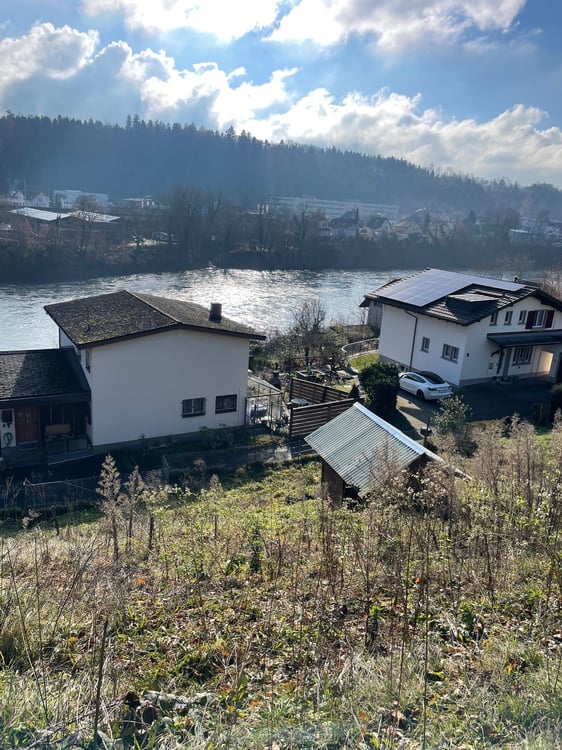 Bauland mit traumhaftem Blick auf die Aare! 2