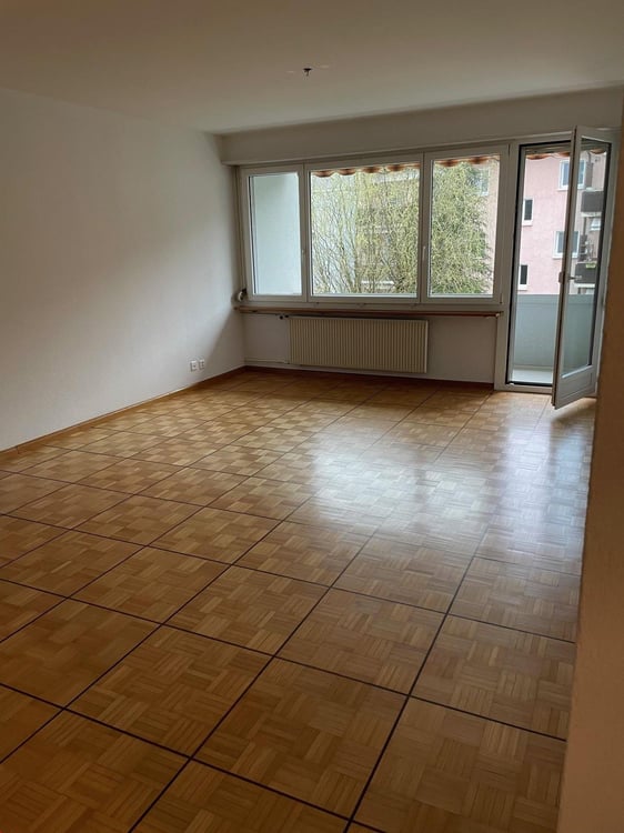 gemütliche 2 1/2-Zimmerwohnung im 1. Stock! 4