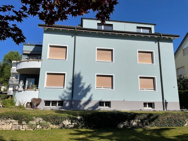 gemütliche 4-Zimmerwohnung mit schönem Gartensitzplatz! 1