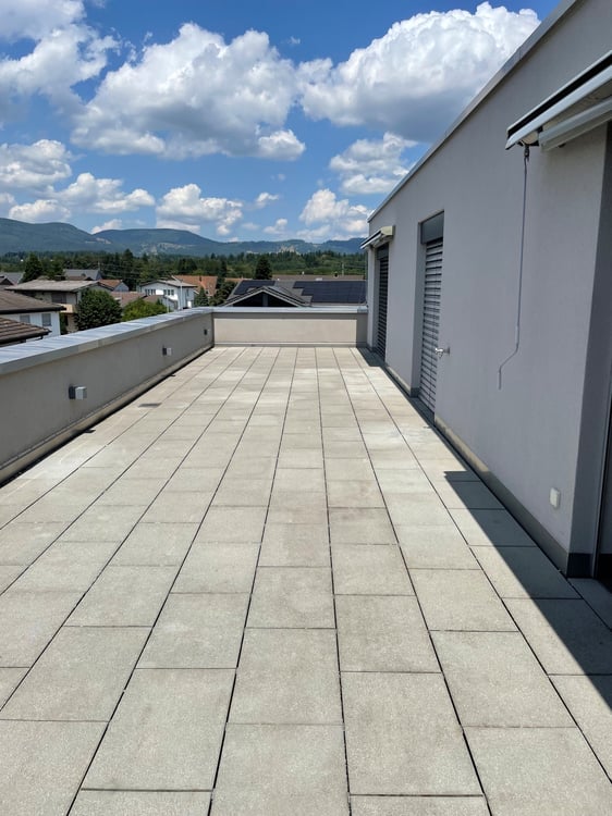 geniale 4.5-Zimmer-Attikawohnung mit grosser Dachterrasse 58 m2! 10