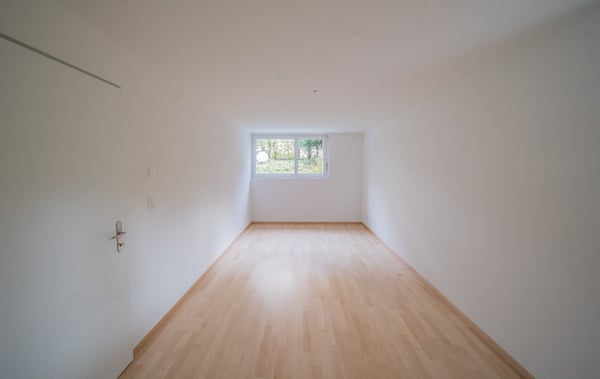 Lichtdurchflutete 6.5-Zimmer-Maisonette mit Balkon im grünem Riehen 15