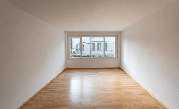 Lichtdurchflutete 6.5-Zimmer-Maisonette mit Balkon im grünem Riehen 9