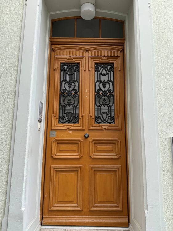 Stadthauscharme trifft modernen Wohnkomfort - Urban Wohnen mit historischem Flair 3