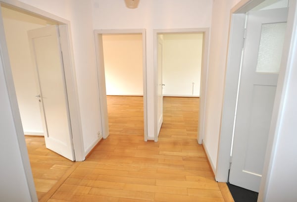 3-Zimmerwohnung mit Altbaucharme im Neubad 7