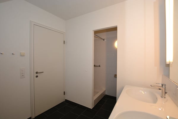Letzte 4.5-Zimmer-Maisonettewohnung – grosszügiges Wohnen mit Weitblick in Oberwil 13