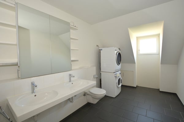 3.5-Zimmer-Maisonettewohnungen – grosszügiges Wohnen auf zwei Ebenen in Oberwil 10