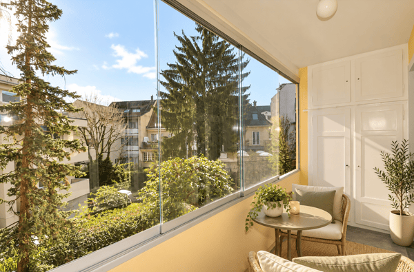 Altbaucharme trifft modernen Wohnkomfort – mit Balkon im Neubadquartier 13