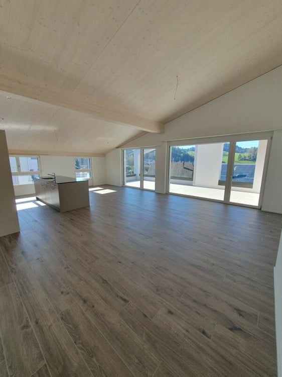 Vermietung: 4.5-Zimmer-Dachwohnung 4