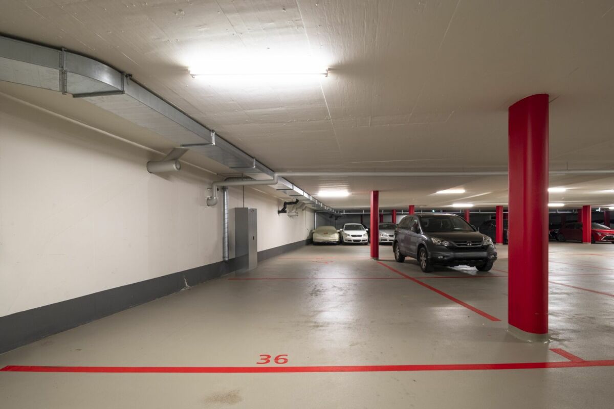 Helle, neuwertige Wohnung an zentraler Lage inklusive Einstellplatz in TG
