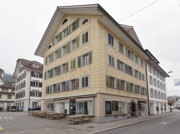 Büro oder Praxis mitten im Stanser Dorf