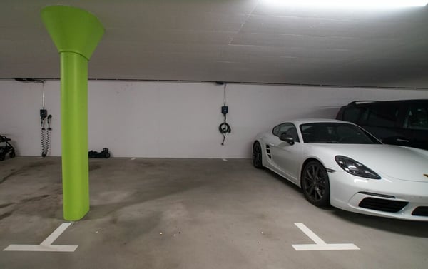 Private Tiefgaragenplätze mit flacher Ausfahrt 1