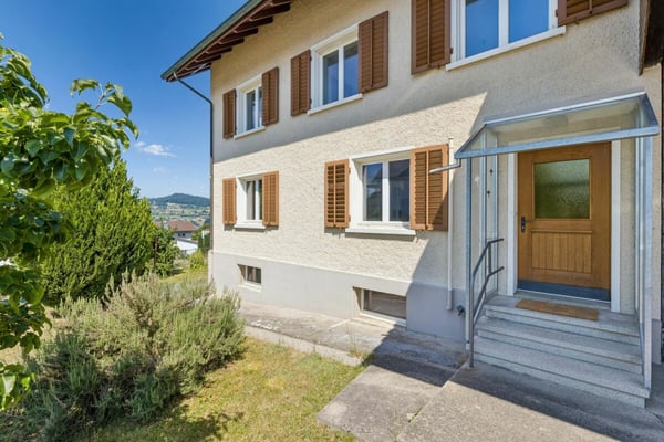 Grosses Bauernhaus mit Scheune / Bauland für Neubauprojekt 10
