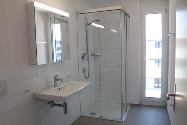 Moderne und helle Wohnung mit Garten 2