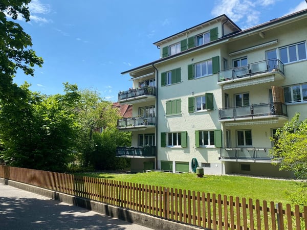 Moderne 1.5-Zimmerwohnung im Champagne-Quartier / App. moderne de 1.5 pièces 8