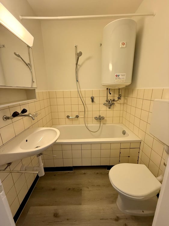 Moderne 3-Zimmerwohnung in Brügg / Appartement moderne de 3 pièces à Brügg 3