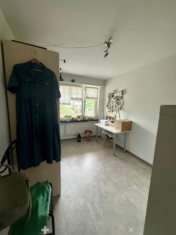 4-Zimmerwohnung im Hochparterre an ruhiger Lage - App. de 4 pièces au rez-de-chaussée surélevé 6