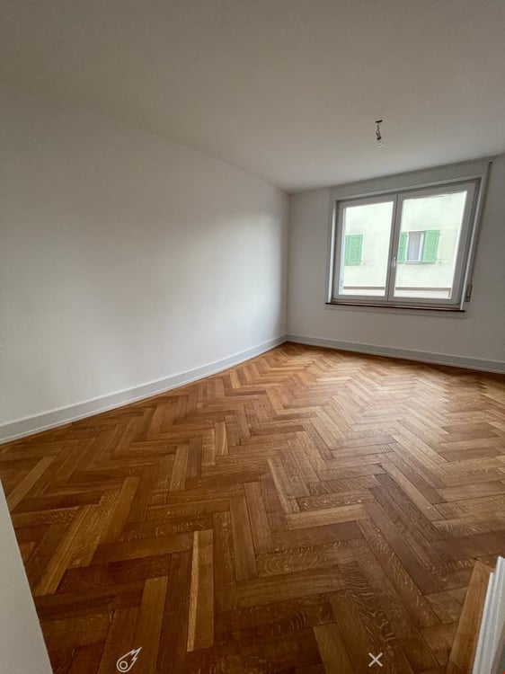 3.5-Zimmerwohnung mit grosser Terrasse und Balkon / Appartement de 3.5 pièces 3