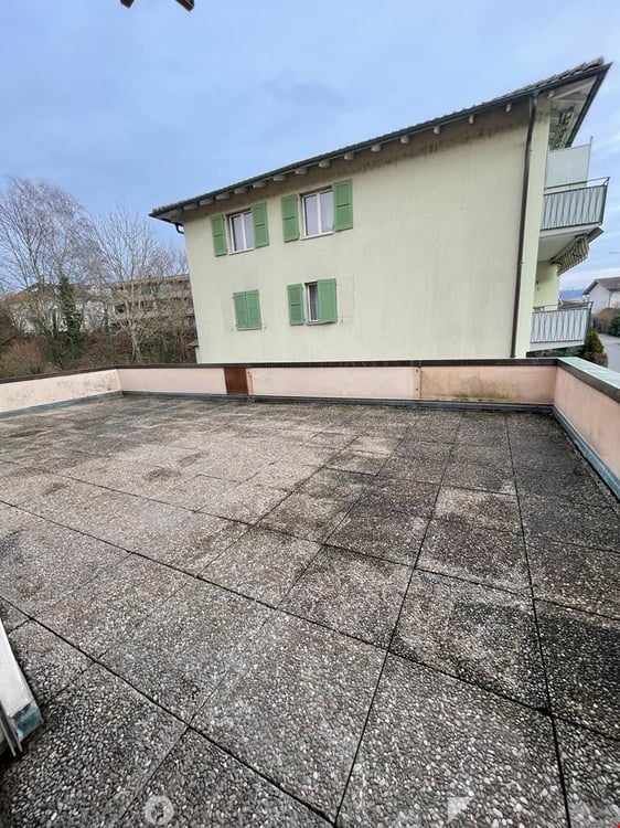 3.5-Zimmerwohnung mit grosser Terrasse und Balkon / Appartement de 3.5 pièces 7
