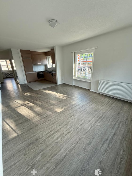 Moderne 4-Zimmerwohnung mit pauschalen HKNK / Appartement moderne de 4 pièces 6