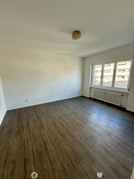 Moderne 4-Zimmerwohnung mit pauschalen HKNK / Appartement moderne de 4 pièces 7