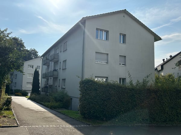 Ruhige 1-Zimmer-Wohnung mit Balkon und Parkplatz in St. Gallen 2