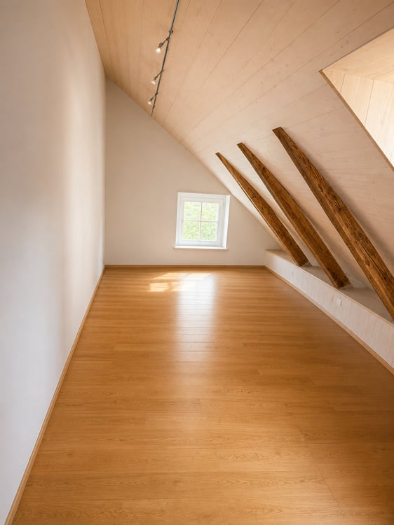 Charmante 4-Zimmer-Maisonette-Wohnung im Altbau – St. Gallen 9