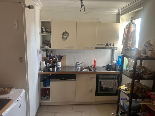 Charmante 2.5-Zimmer-Wohnung mit Balkon im Altbau – Herisau 8