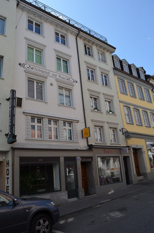Charmante 1.5-Zimmer-Altbauwohnung in der Altstadt von St. Gallen 1