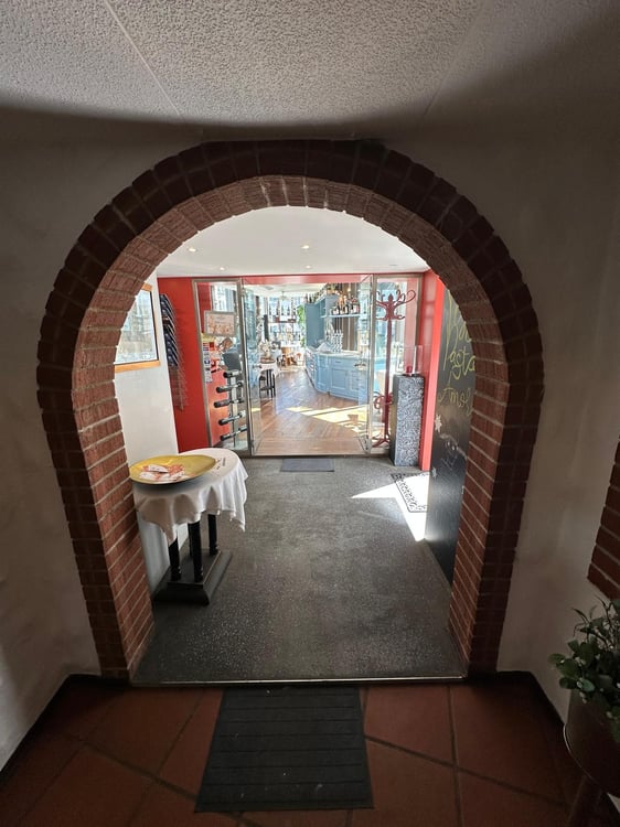 Das Restaurant Pomodoro sucht einen neuen Pächter oder Pächterin 12