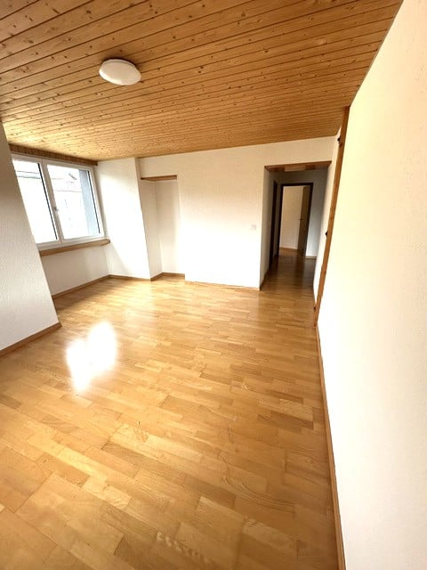 Charmante 3-Zimmer-Altbauwohnung mit schöner Aussicht in St. Gallen 5