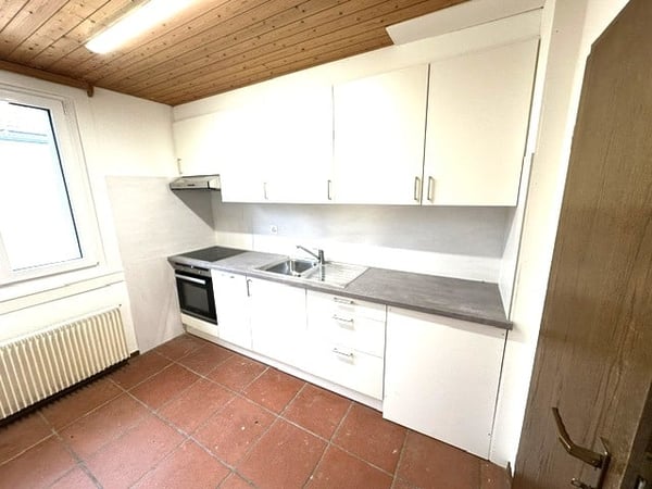 Charmante 3-Zimmer-Altbauwohnung mit schöner Aussicht in St. Gallen 3