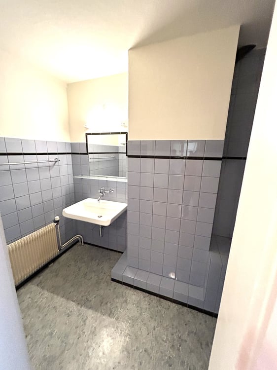 Charmante 5.5-Zimmer-Dachwohnung in St. Gallen – Altbau mit Balkon 7