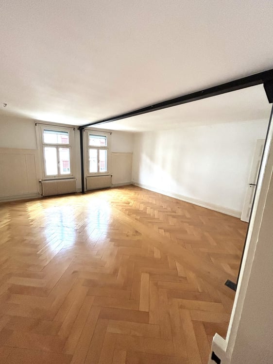 Charmante 5.5-Zimmer-Dachwohnung in St. Gallen – Altbau mit Balkon 5