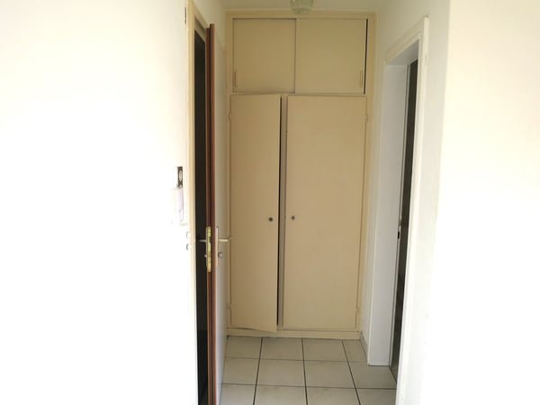 Charmantes 1-Zimmer-Apartment im 6. OG mit schöner Aussicht – St. Gallen 4